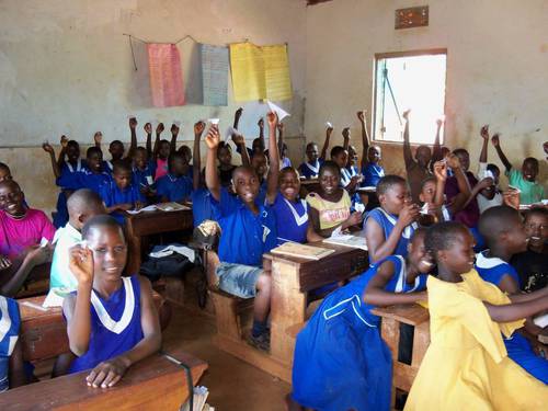 Na skok do ugandské školní třídy: Udělejte kruh!